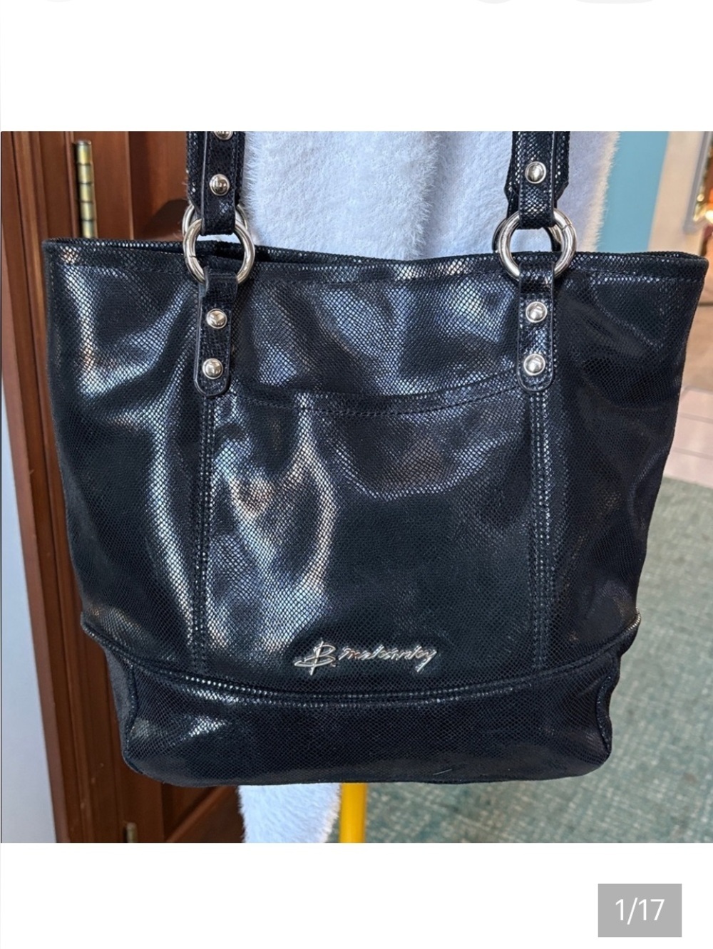 B. Makowsky  shoulder bag  soft brushed leather  black/Silvertone 2 outside pock